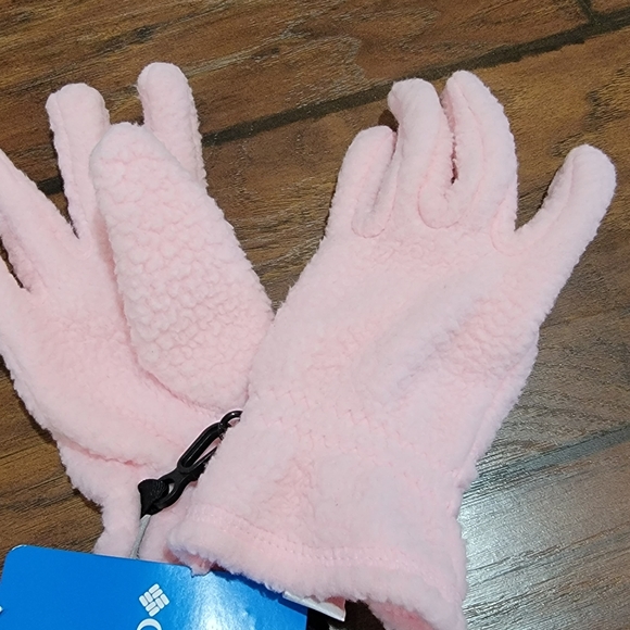 Columbia hat and gloves set - Picture 4 of 6